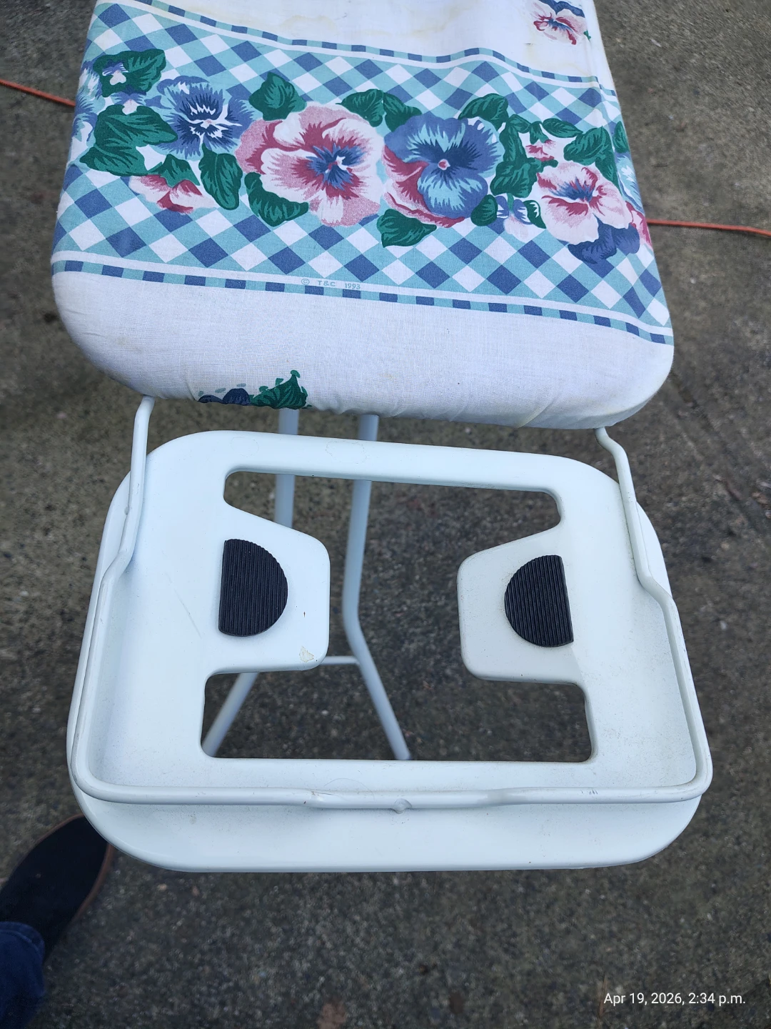 Deluxe Ironing Board with Iron Tray 🥕 - photo 2