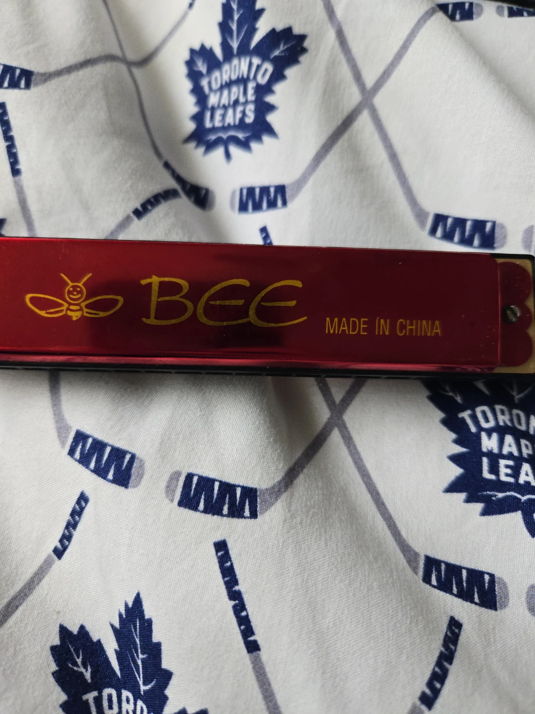 BEE Harmonica - Red