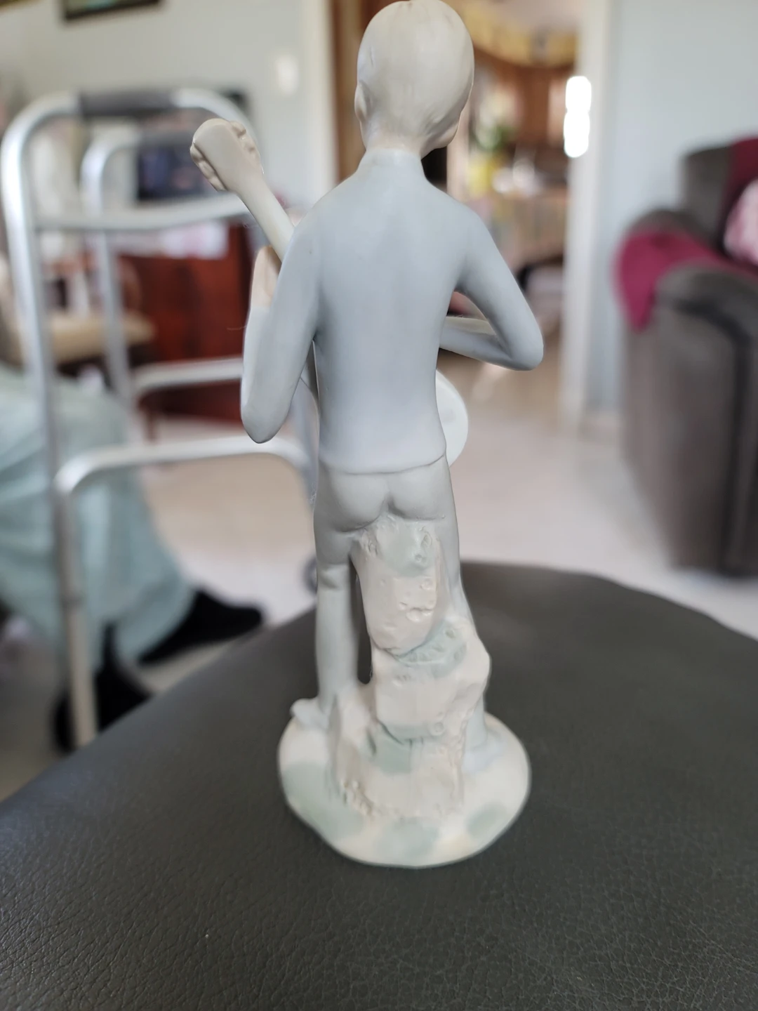 Porcelain Figurine Boy Playing Guitar - photo 2