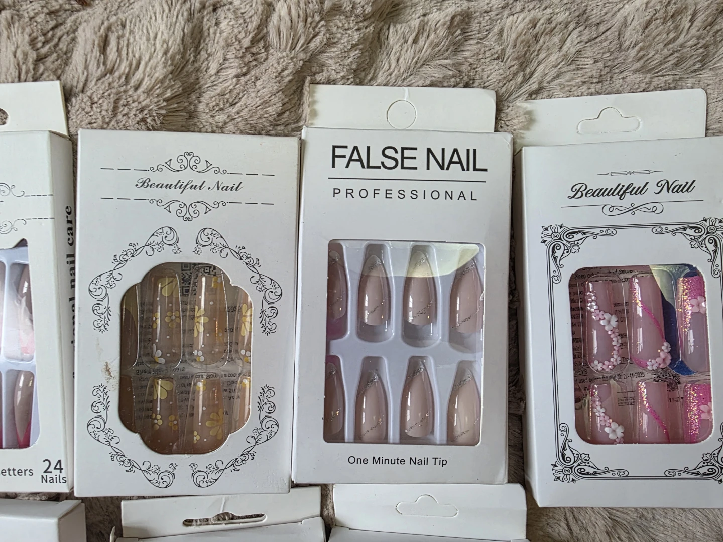 11 boxes of false nails - photo 4