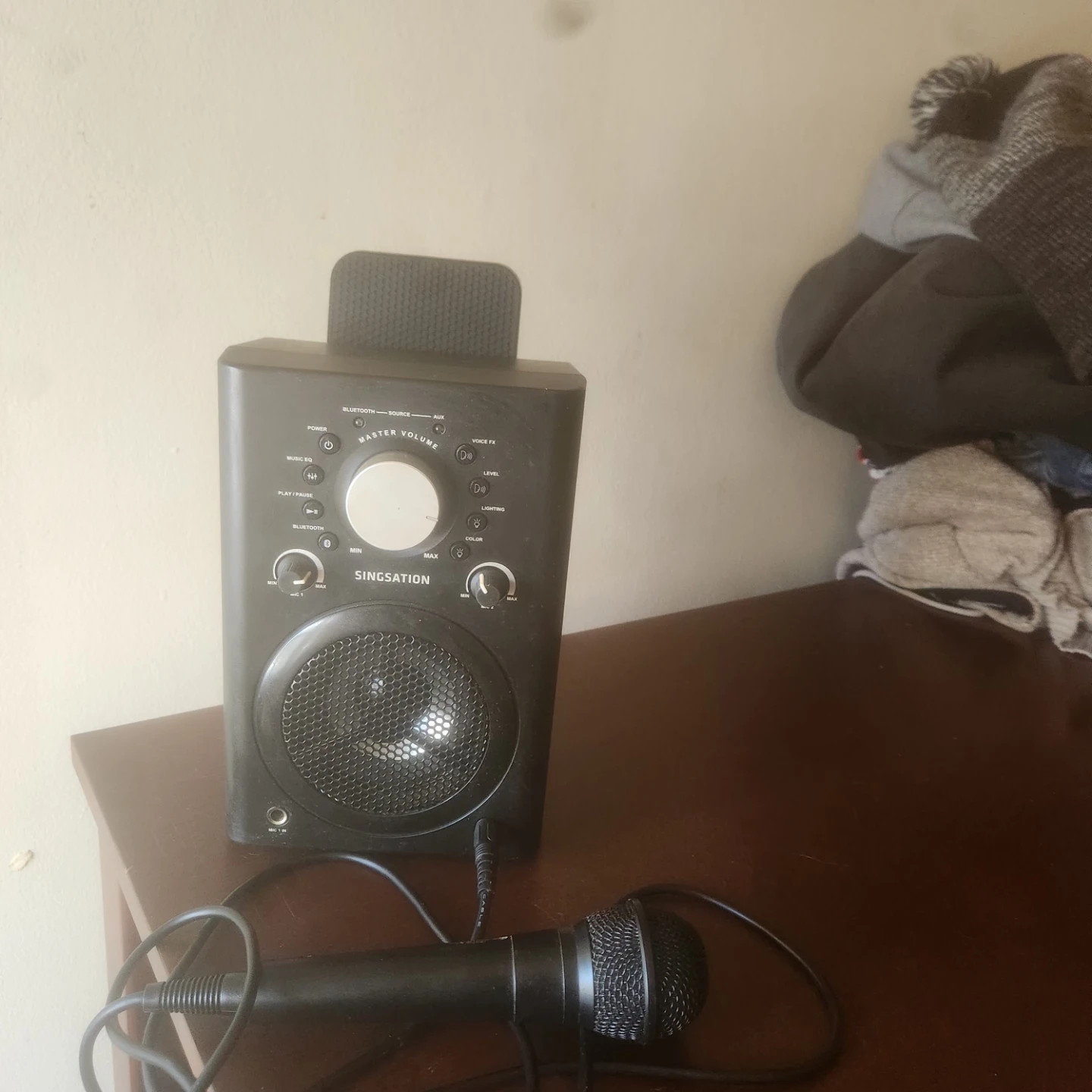 Singsation Karaoke Machine with Microphone - photo 4