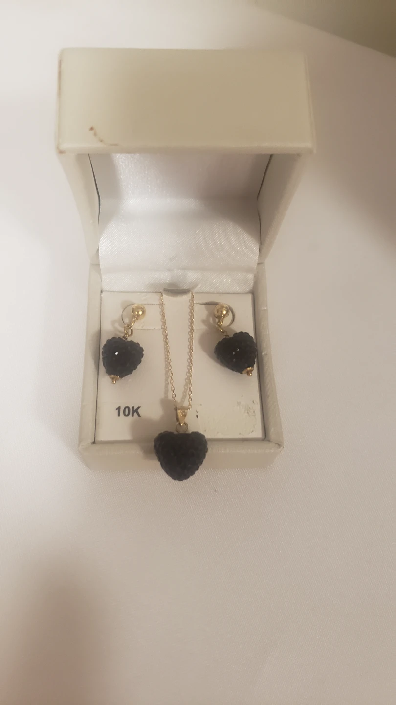 Like new 10K Real Gold Necklace With Earrings