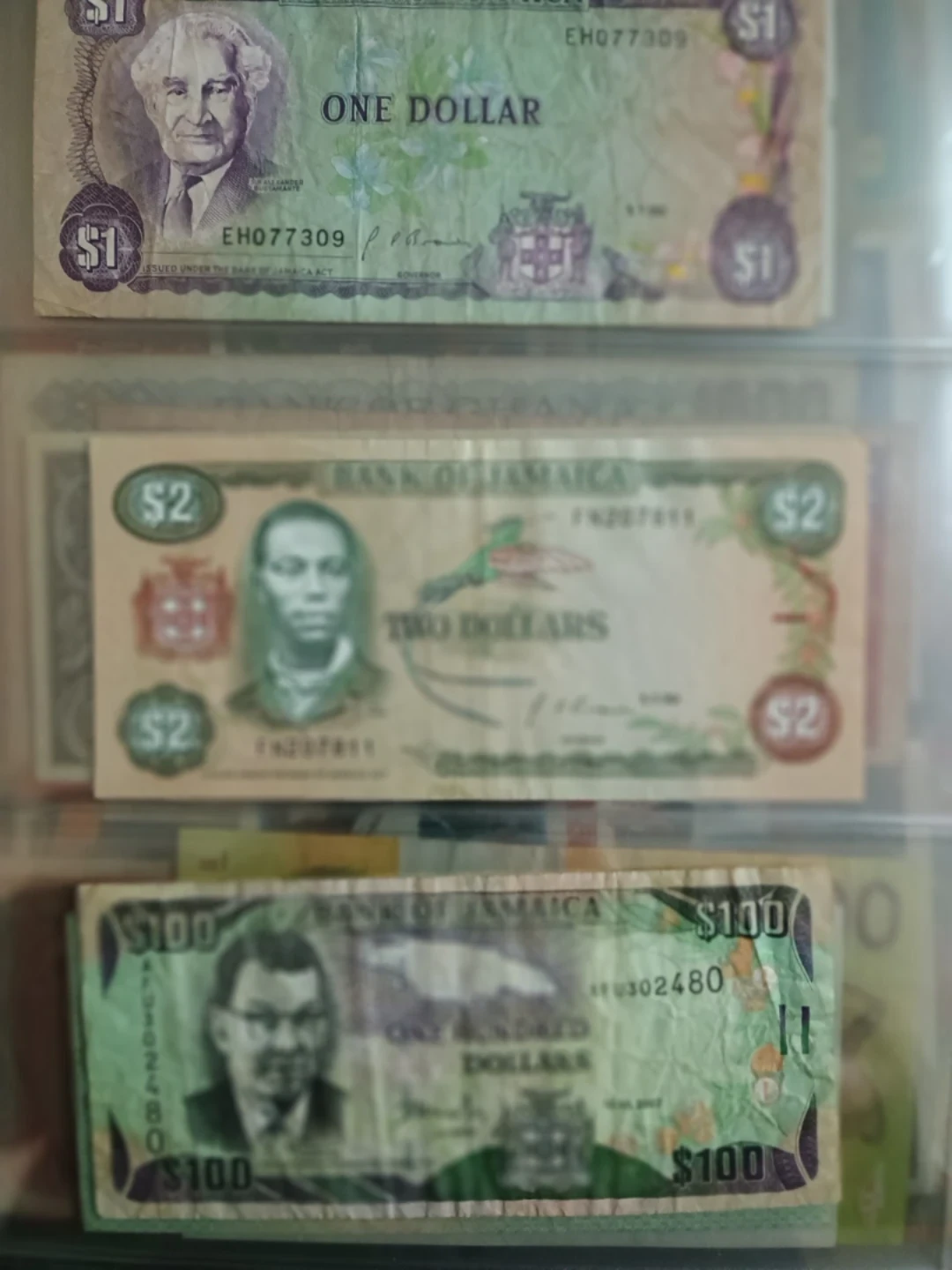 Bank of Jamaica Bills - $1, $2, and $100 - photo 3
