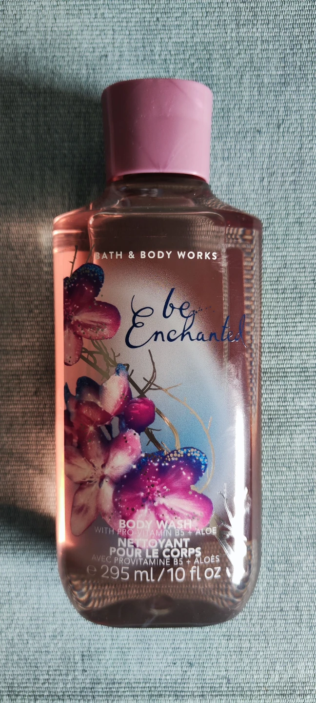 Bath & Body Works Body Wash Lot (5 bottles, 10 fl oz each) - photo 2