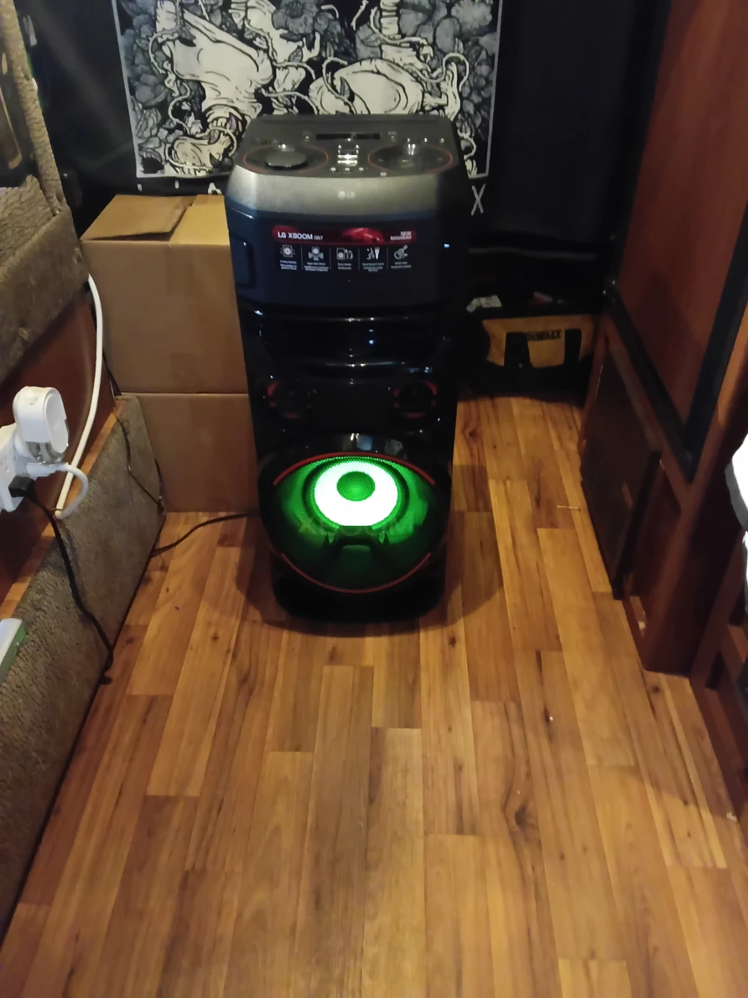 LG XBOOM ON7 Home Entertainment System - photo 3
