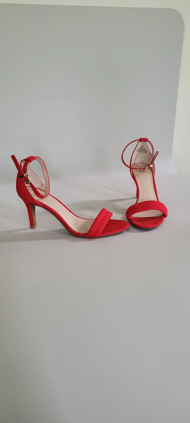 H&M Red Faux Suede Ankle Strap Heels - Size EUR 37 - photo 3