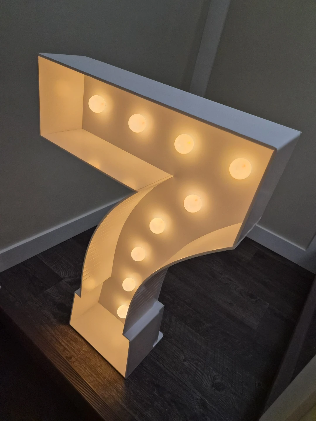 Light Up Number 7 Marquee Sign - photo 3