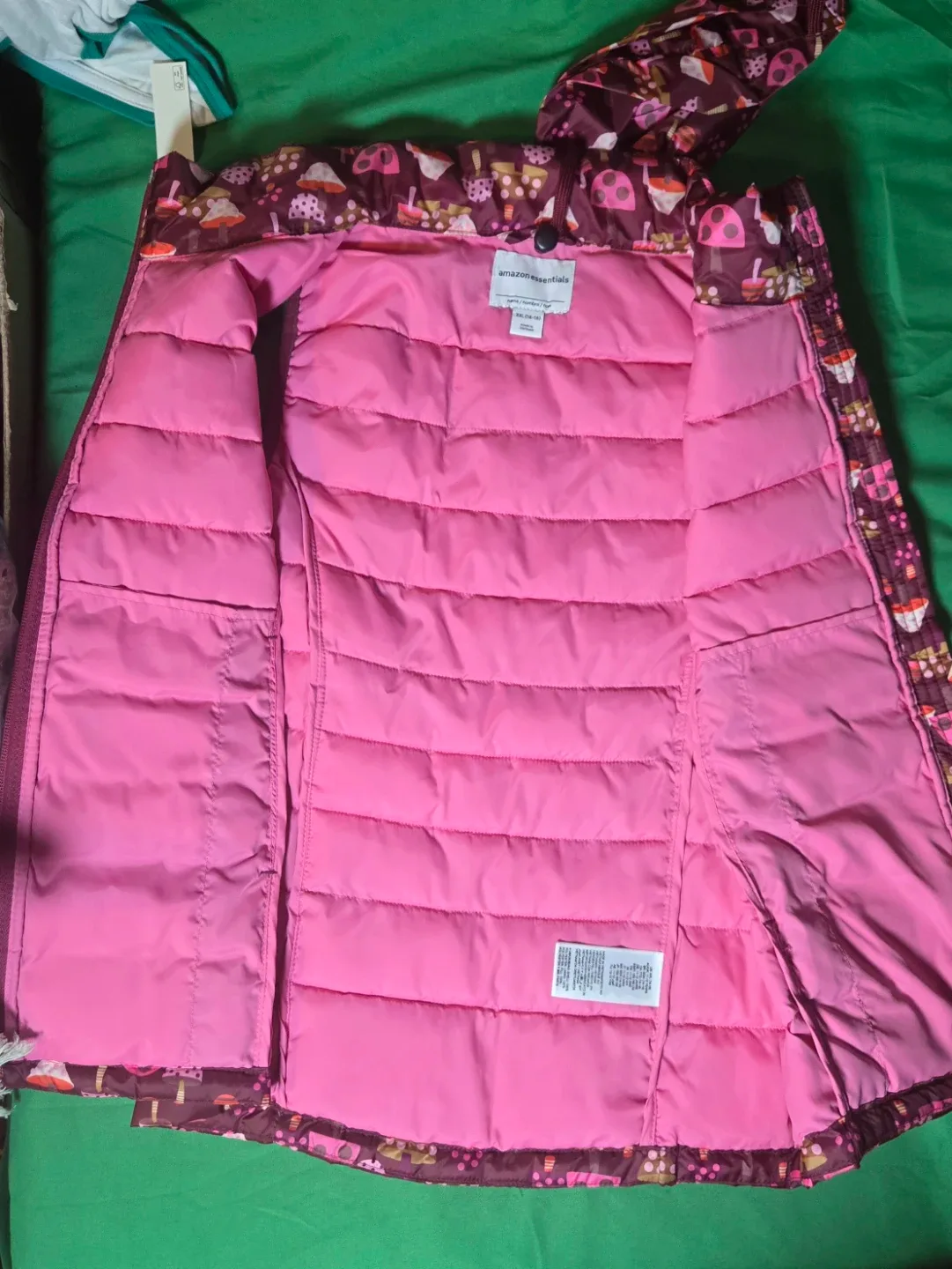 Amazon Essentials Puffer Vest Kids XX-Large - photo 5