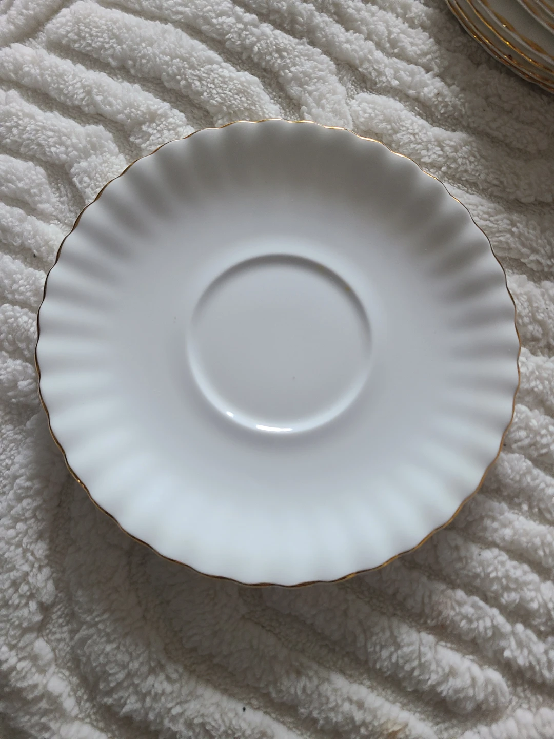 Royal Albert "Val D'Or" Saucers - Set of 4🌱 - photo 2
