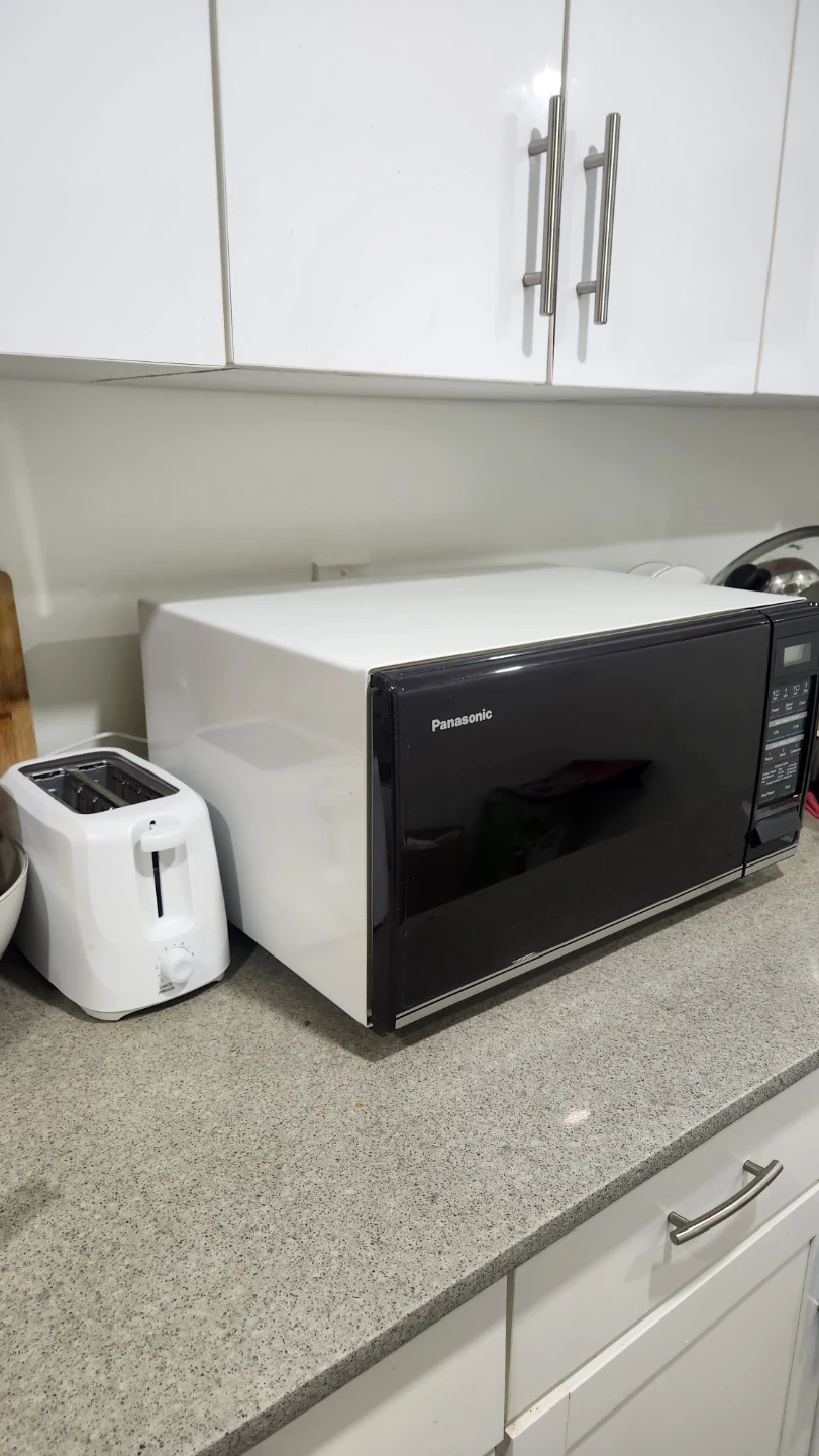 Panasonic microwave oven with - photo 3