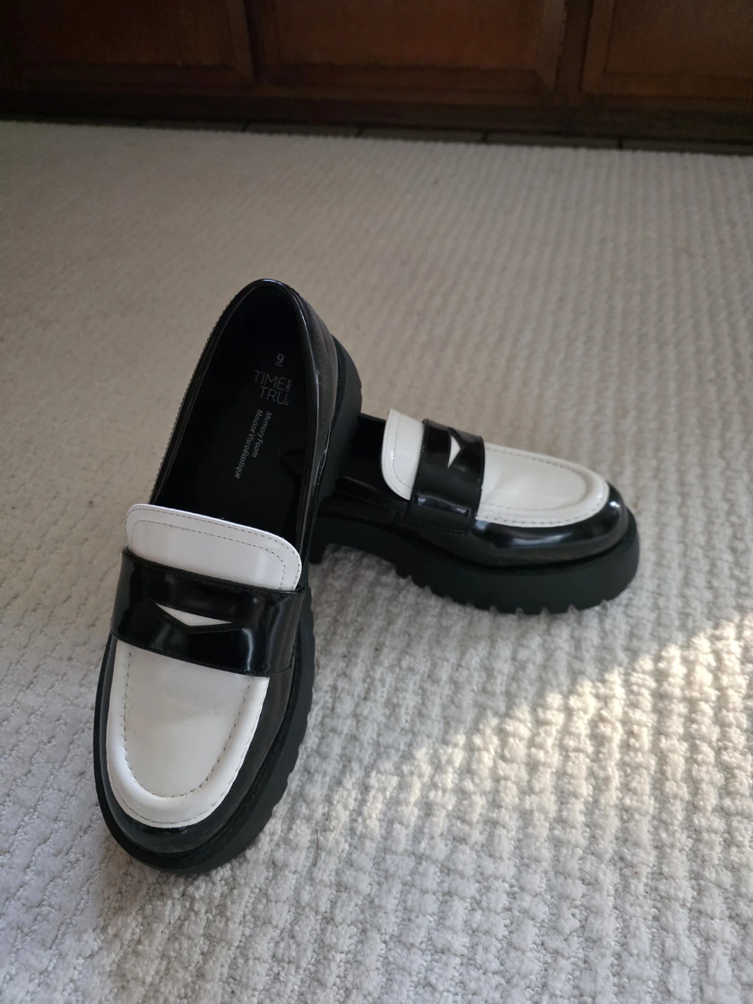 Time and Tru Women's Loafer Shoes Size 9