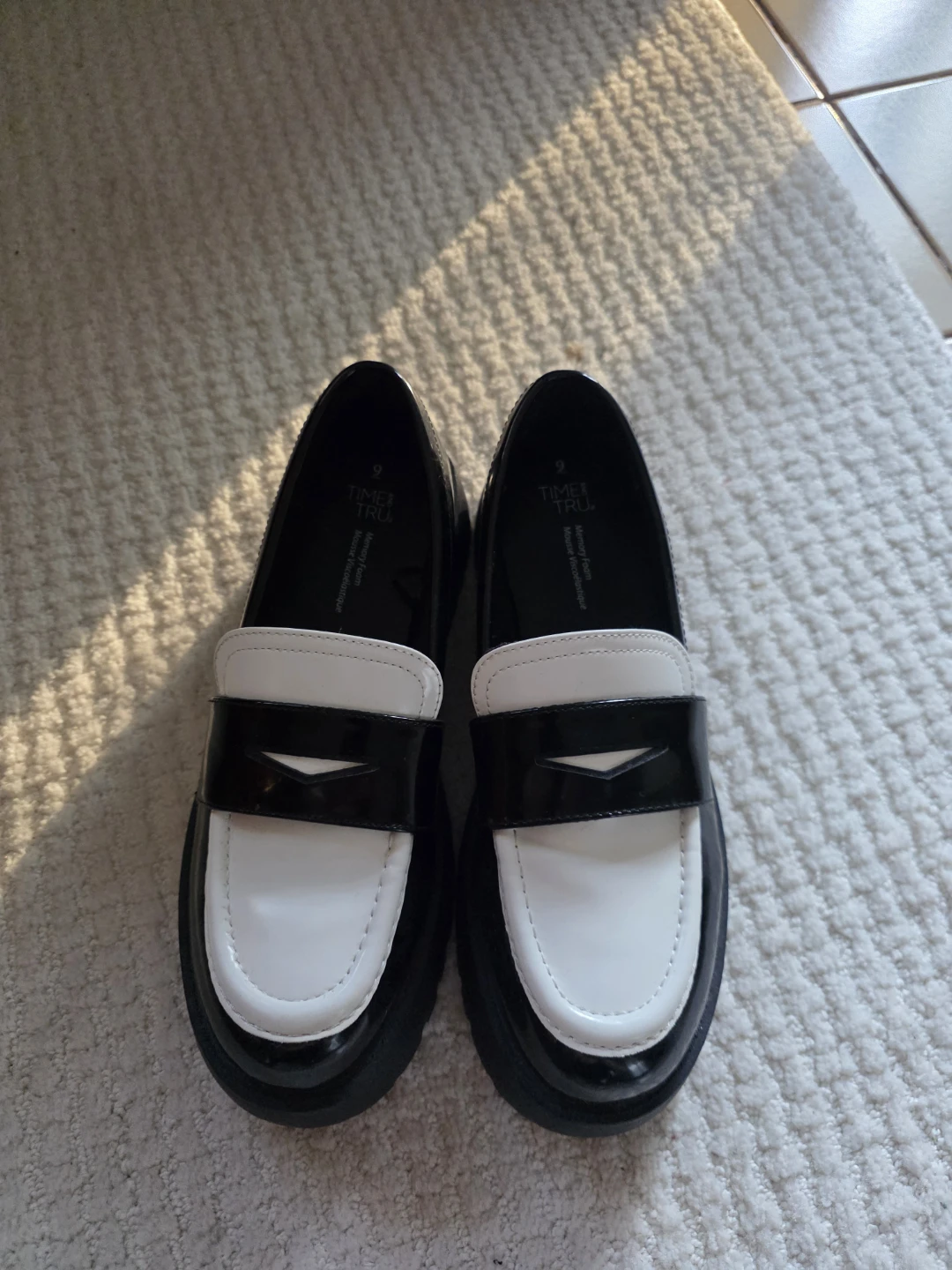 Time and Tru Women's Loafer Shoes Size 9 - photo 2