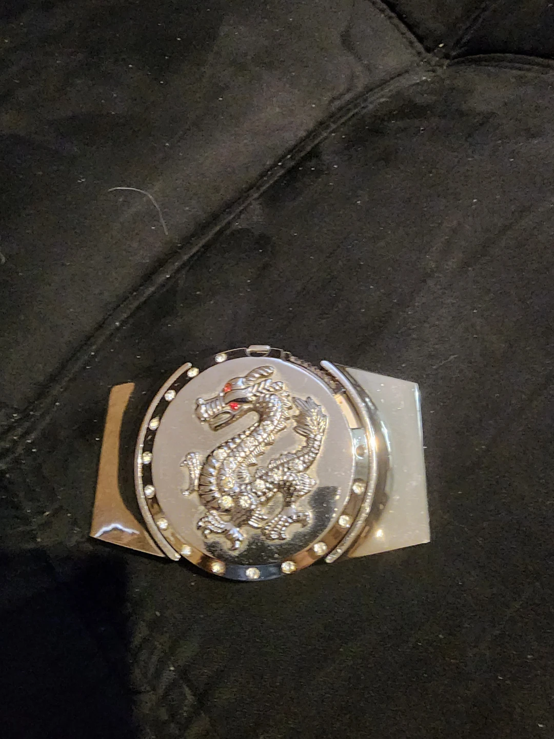 Dragon Belt Buckle lighter Rhinestone Accents - photo 2