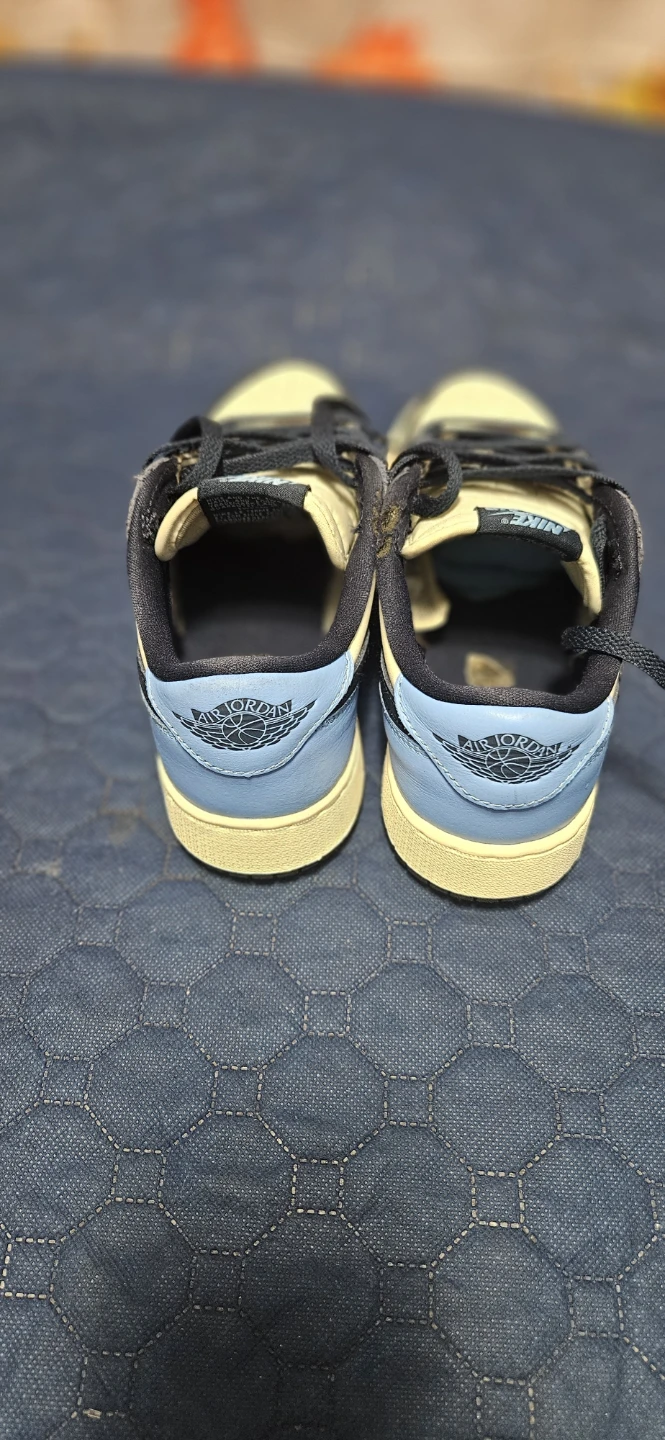 Nike Air Jordan 1 Low "University Blue" - photo 3