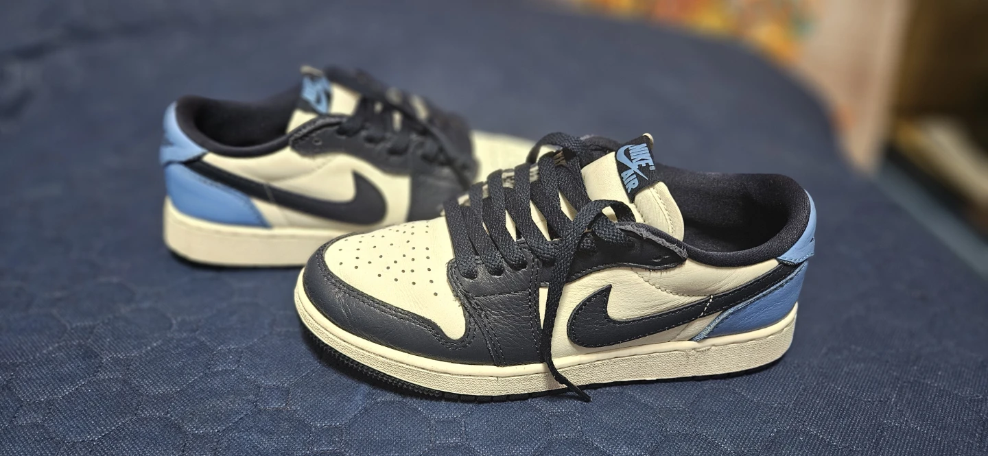 Nike Air Jordan 1 Low "University Blue" - photo 5