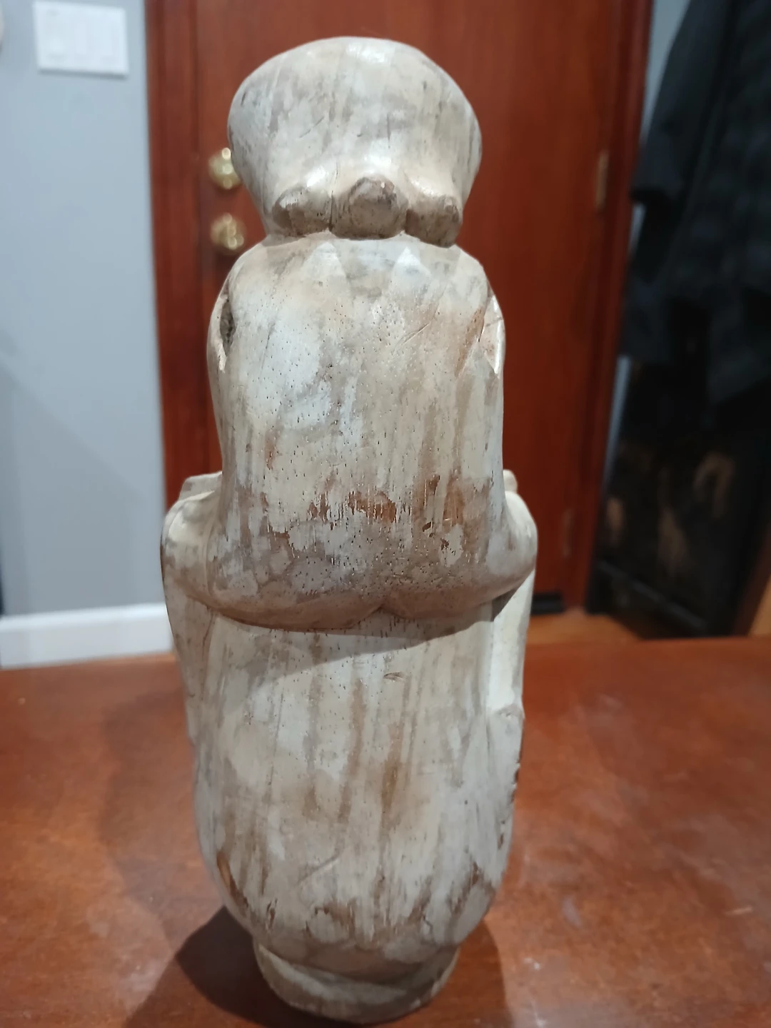 Carved Wooden Figurine - photo 3
