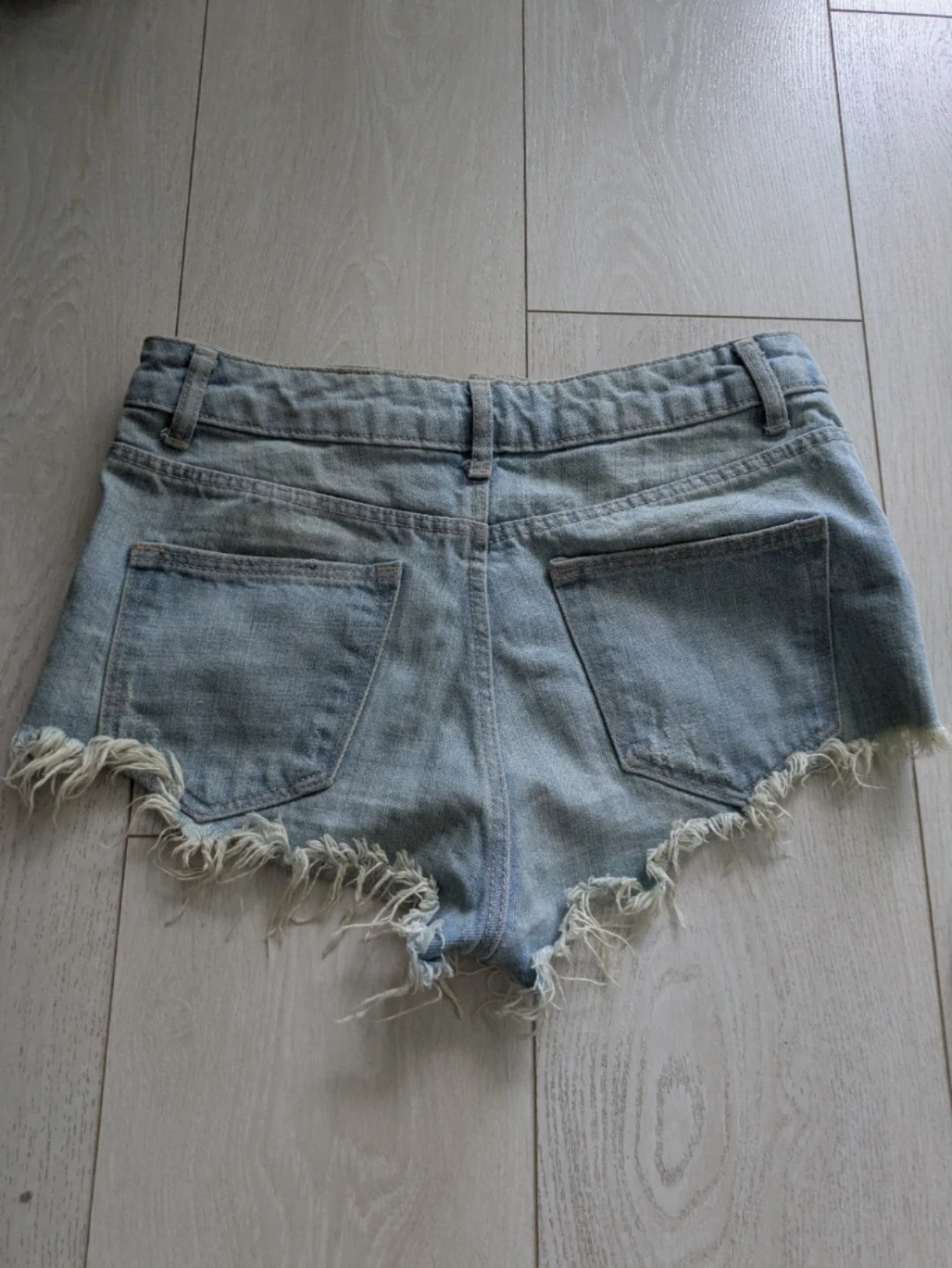 H&M Denim Shorts - Size 4 - photo 2