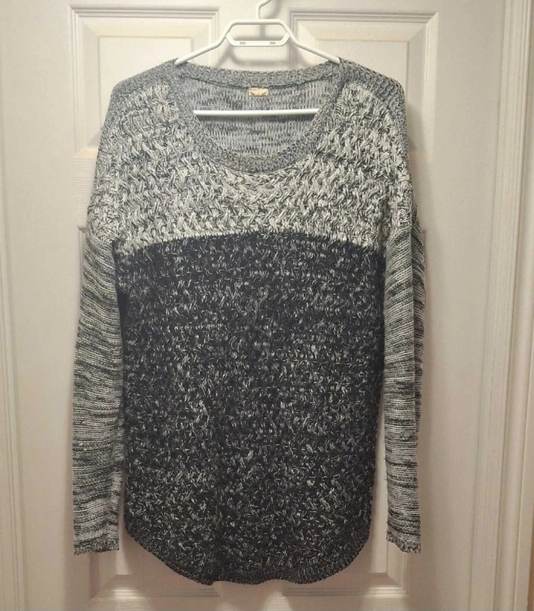 Women's Sweater (Size: XXL)
