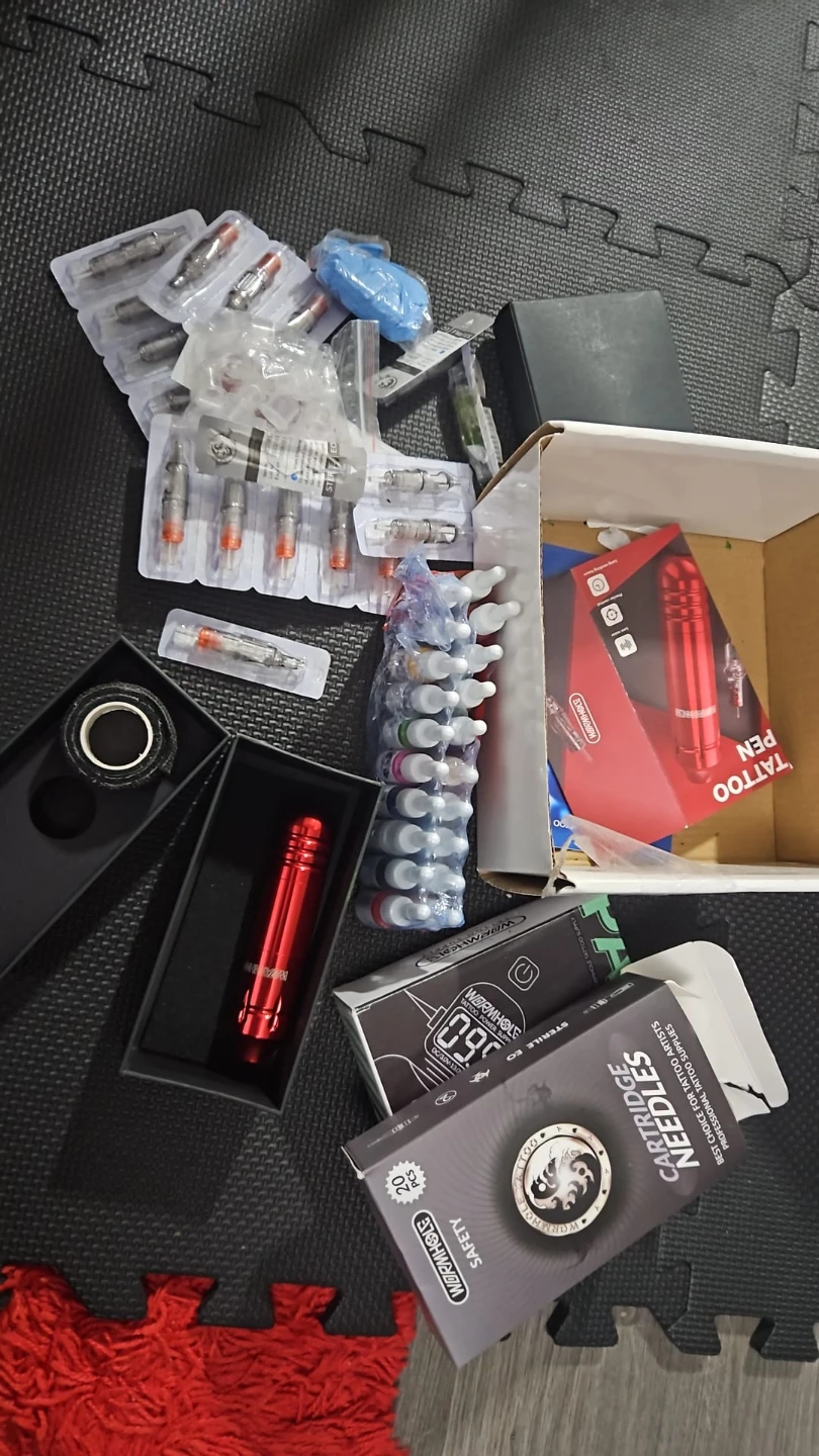 Wormhole Red Tattoo Pen Kit with Cartridge Needles and Ink - photo 3