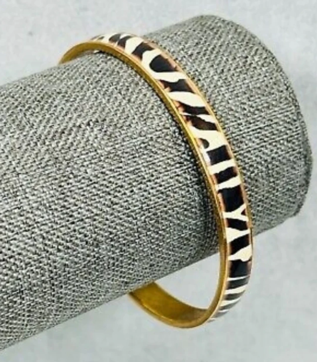 J. Crew Gold Tone Enamel leopard Bangle Bracelet & Bag - photo 4