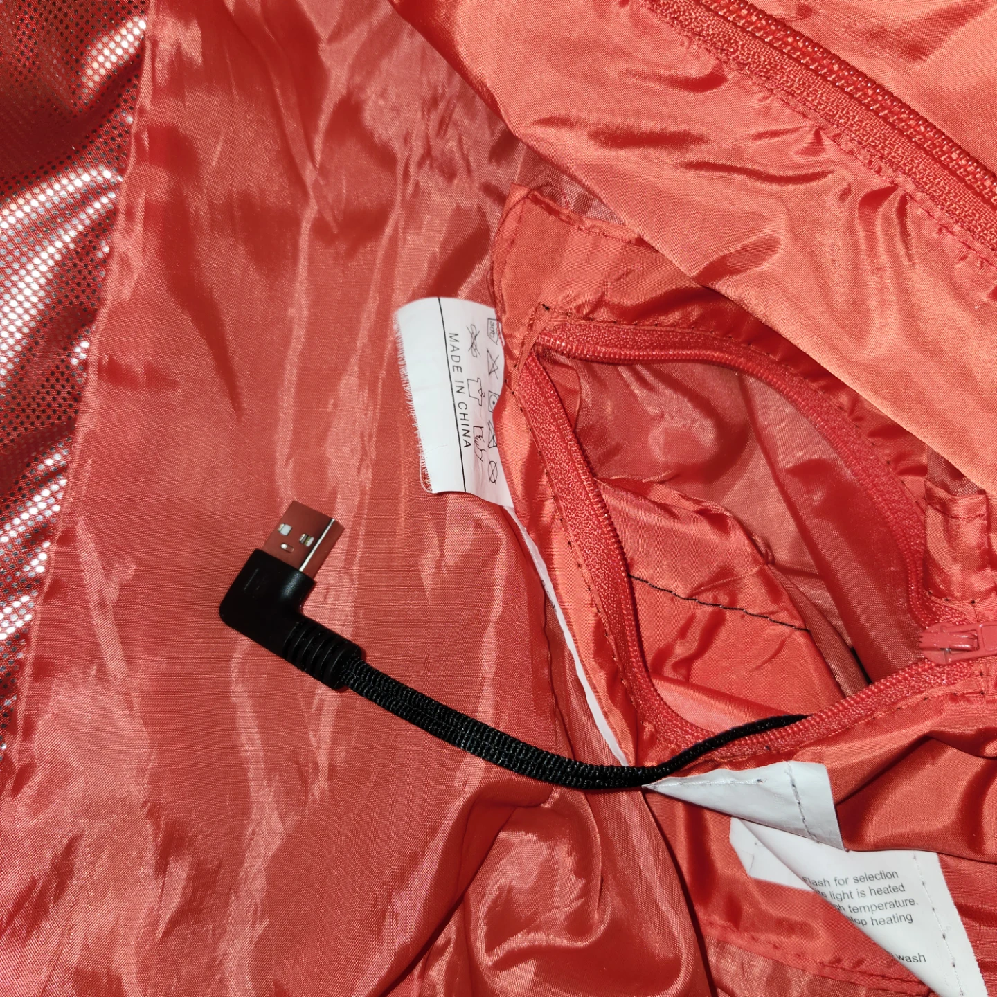 Red Puffer Jacket - photo 4
