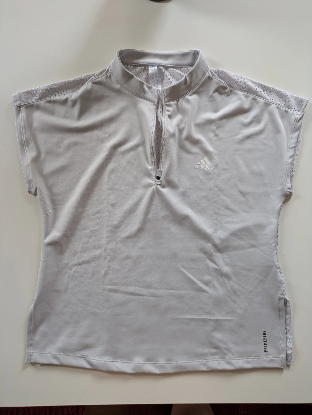 Adidas mesh back zip top small NEW
