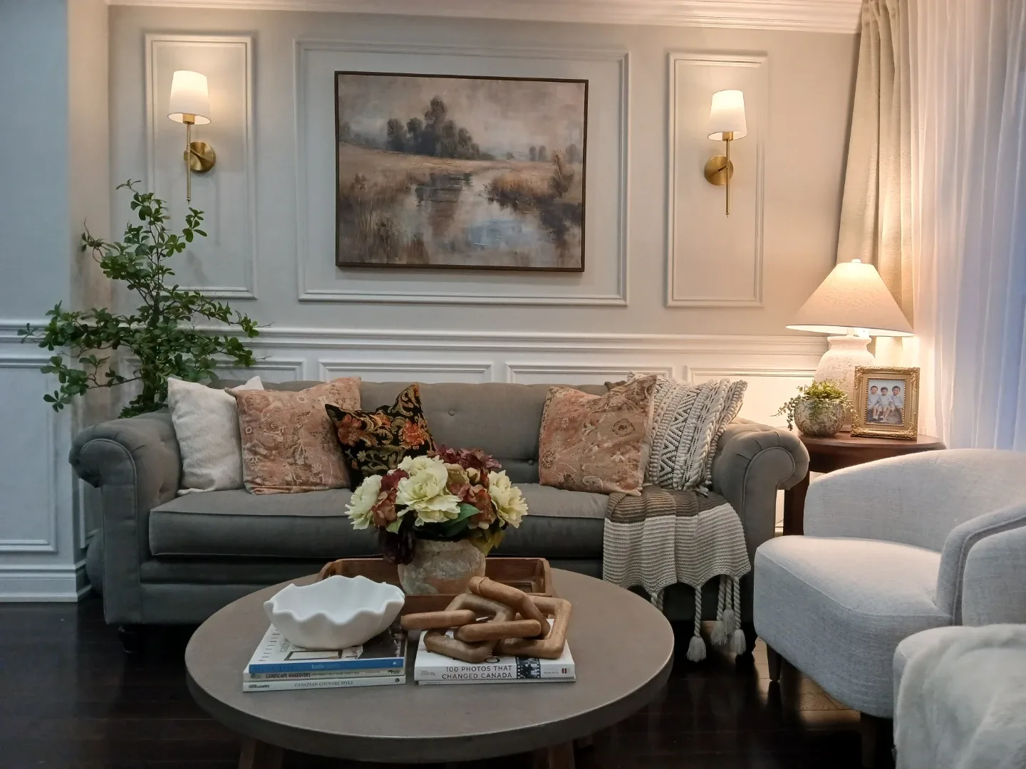 Grey Tufted Sofa - photo 3