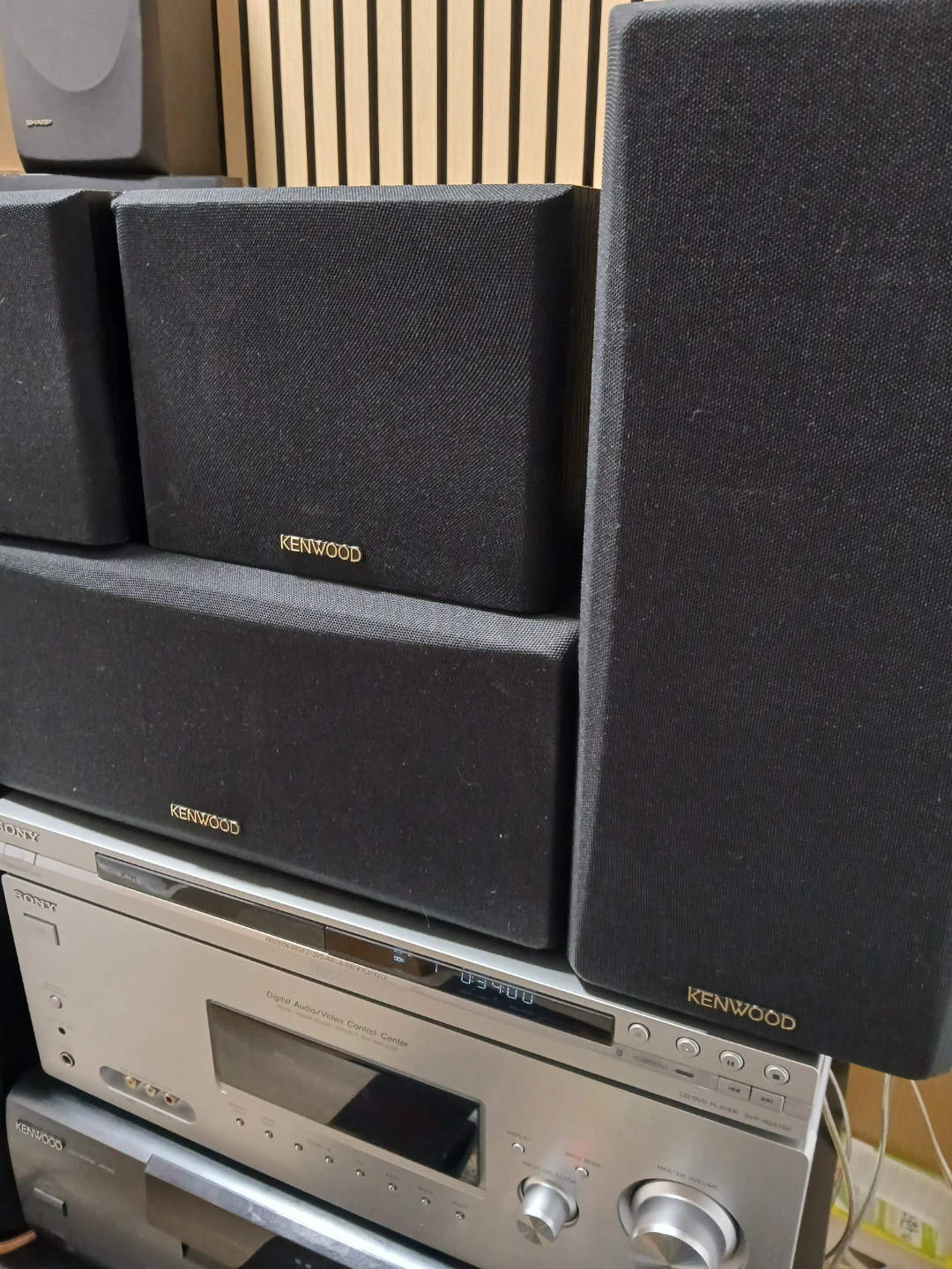Home thearter system - photo 2