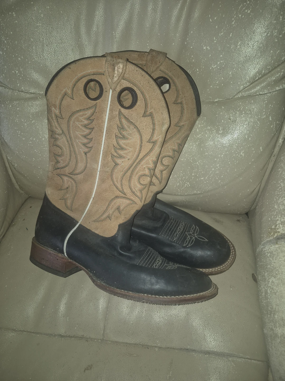 Justin Boots Size 12 EE Cowboy Boots