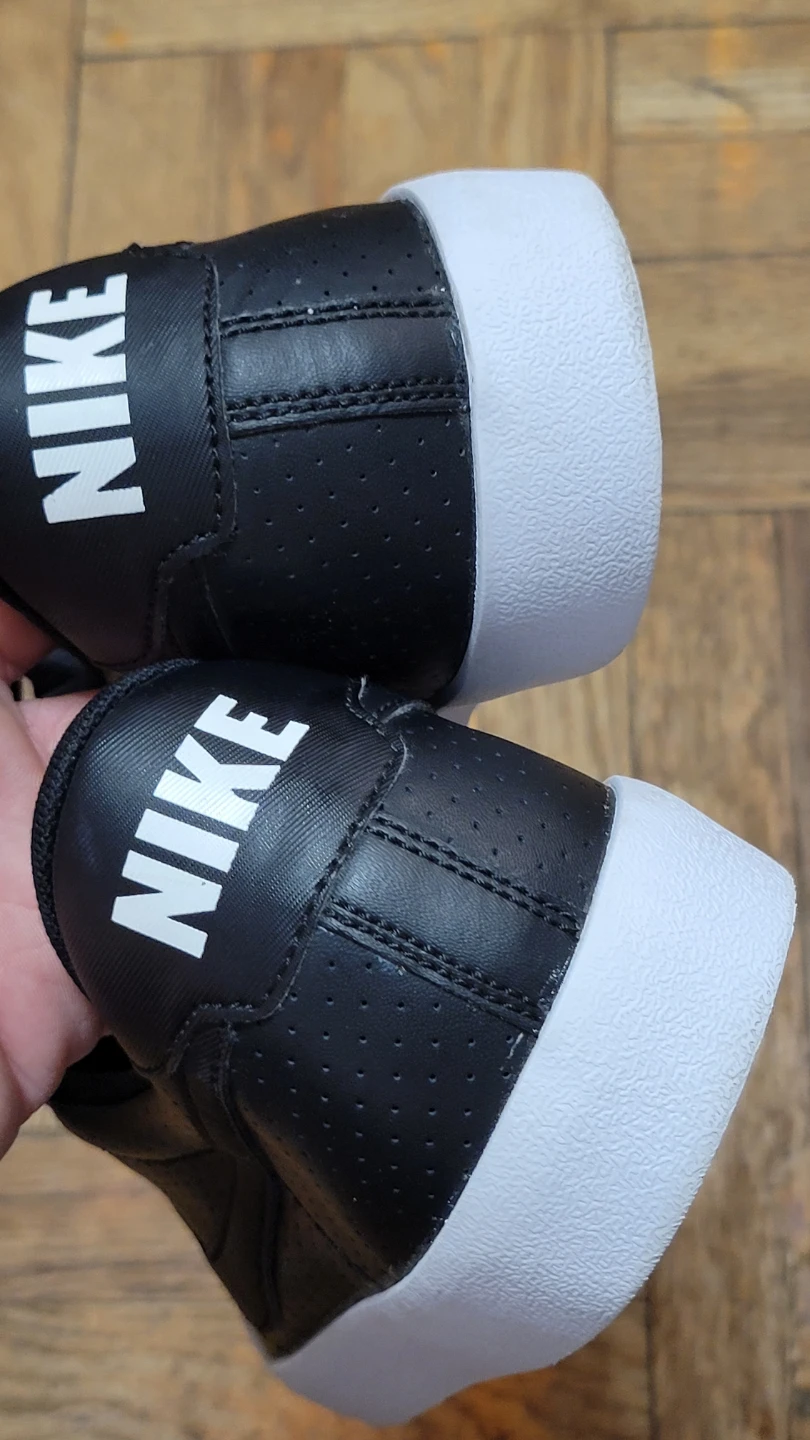 Nike Men's Black Sneakers Size 10.5 - photo 5