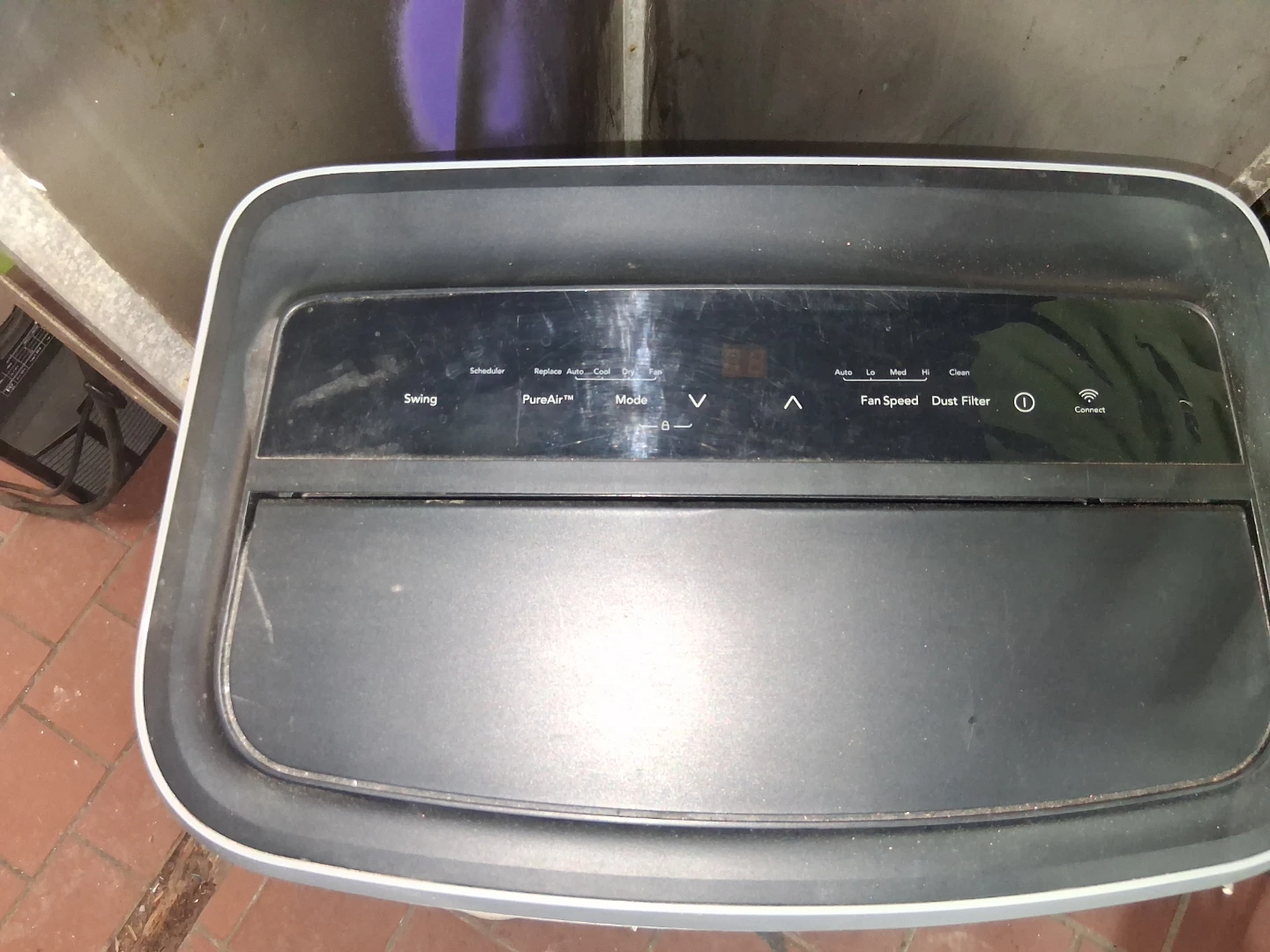 Frigidaire Portable Air Conditioner - photo 2