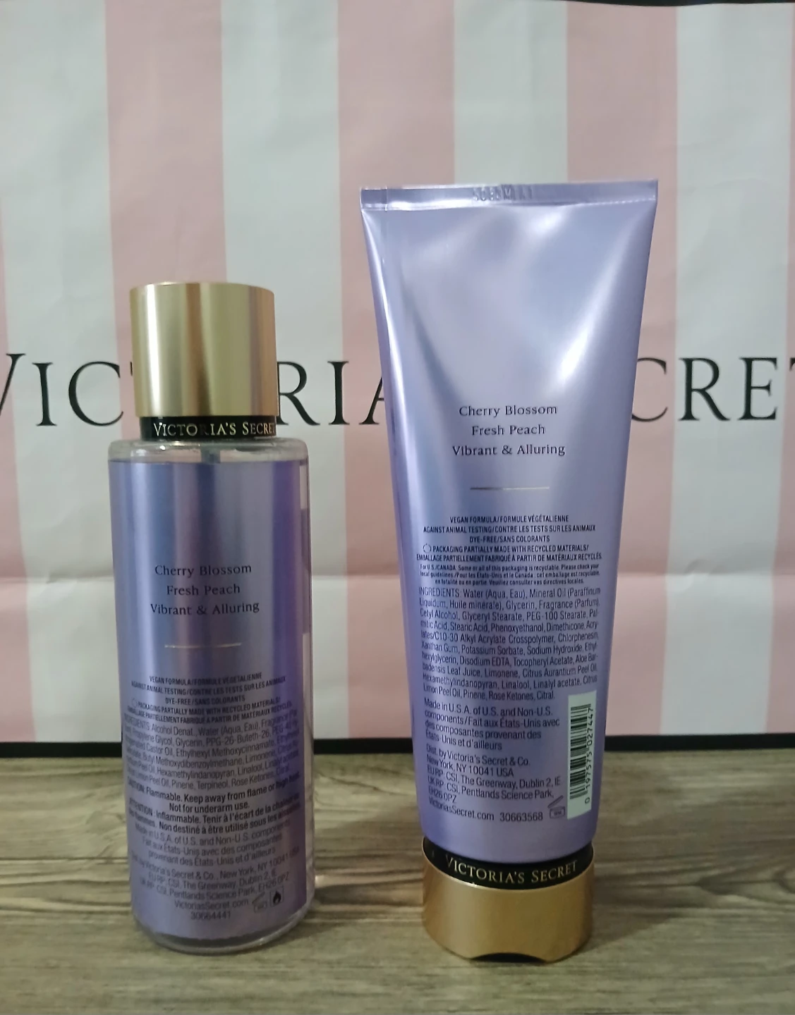 Victoria's Secret Love Spell Fragrance Mist & Lotion Set - photo 2