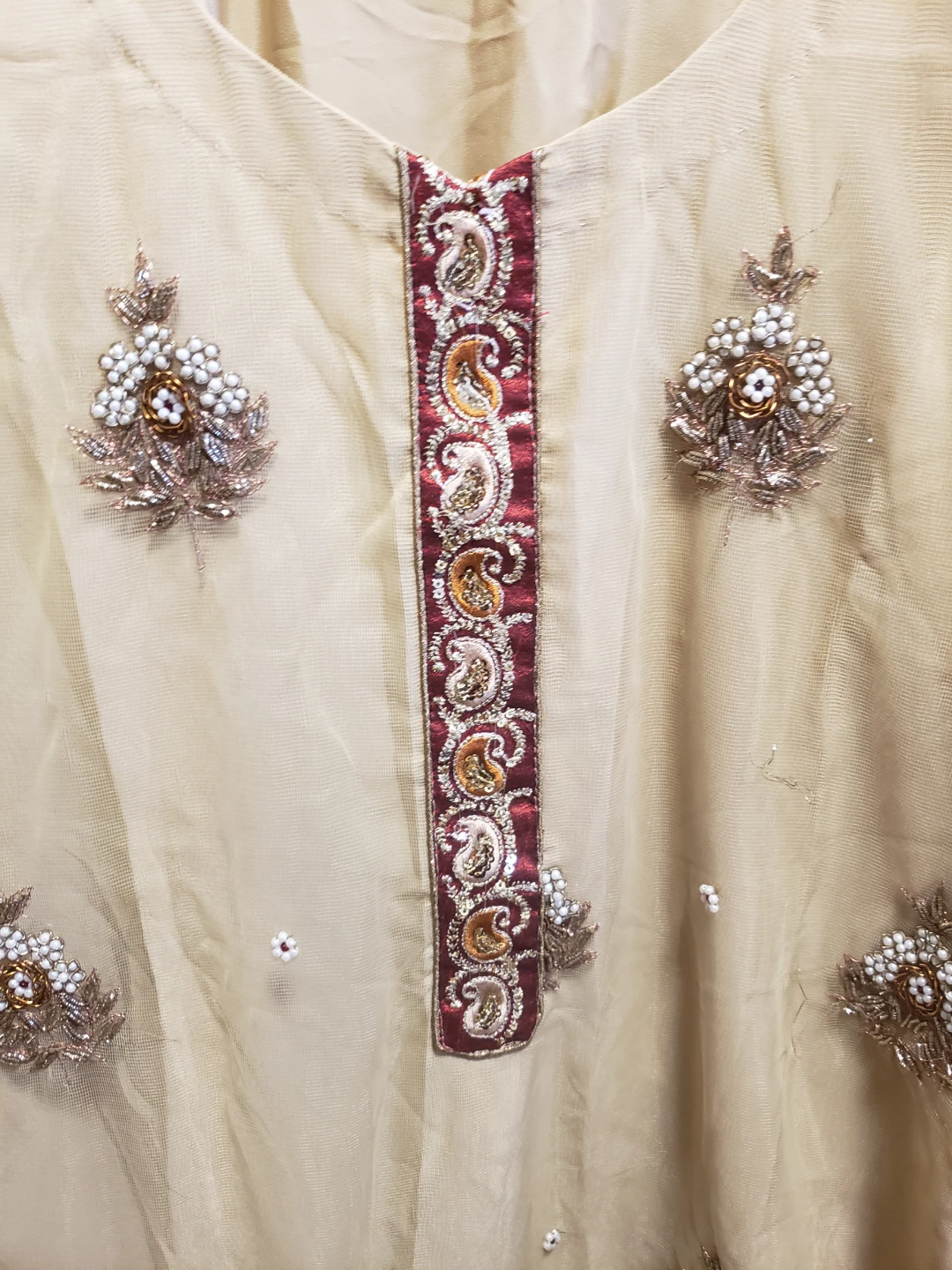 3 piece Medium size Women's Embellished Kurti. - photo 2