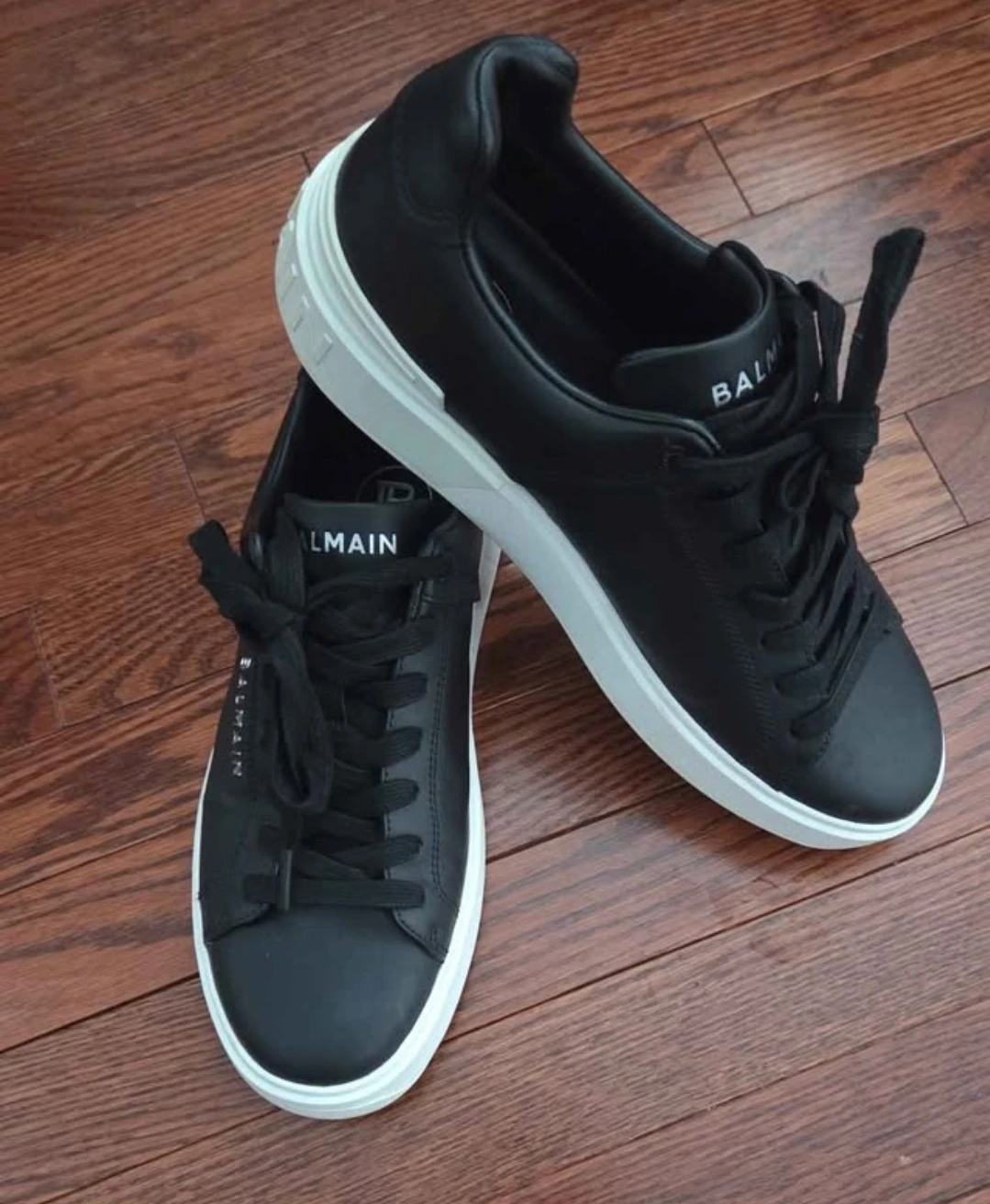 🔥 Balmain Black Leather Sneakers – Luxury Style – EU 41
