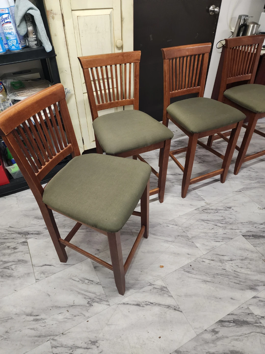 Set of 4 Wooden Bar Stools with Green Upholstery - photo 3