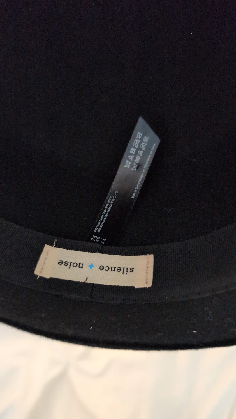 Cute Black Hat - photo 2