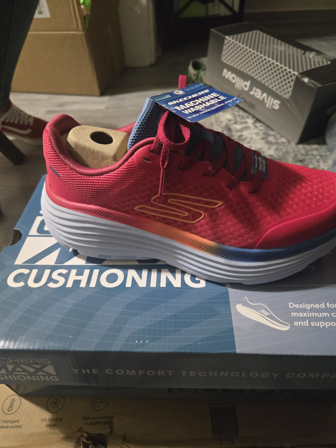 Skechers GOrun Max Cushioning Endeavour Women's Running Shoes - photo 4