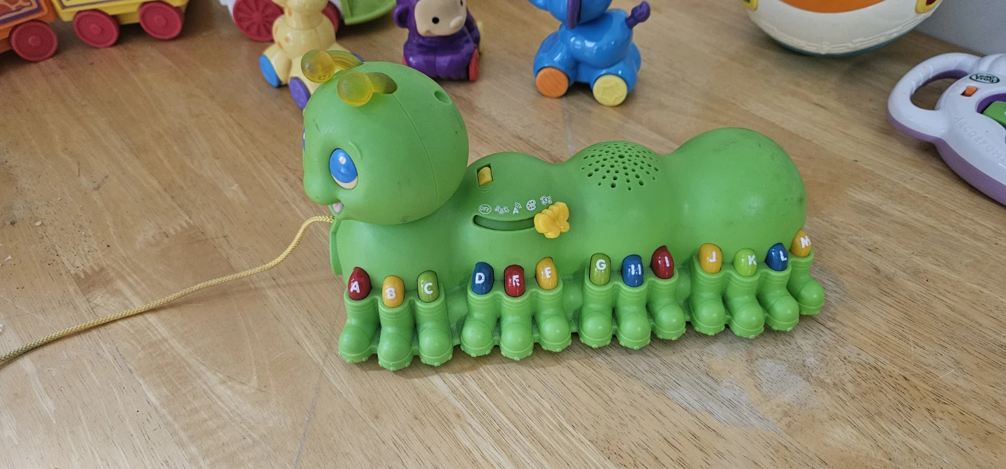 LeapFrog Violet Puppy and Musical Caterpillar Toy Set 🌱 - photo 5