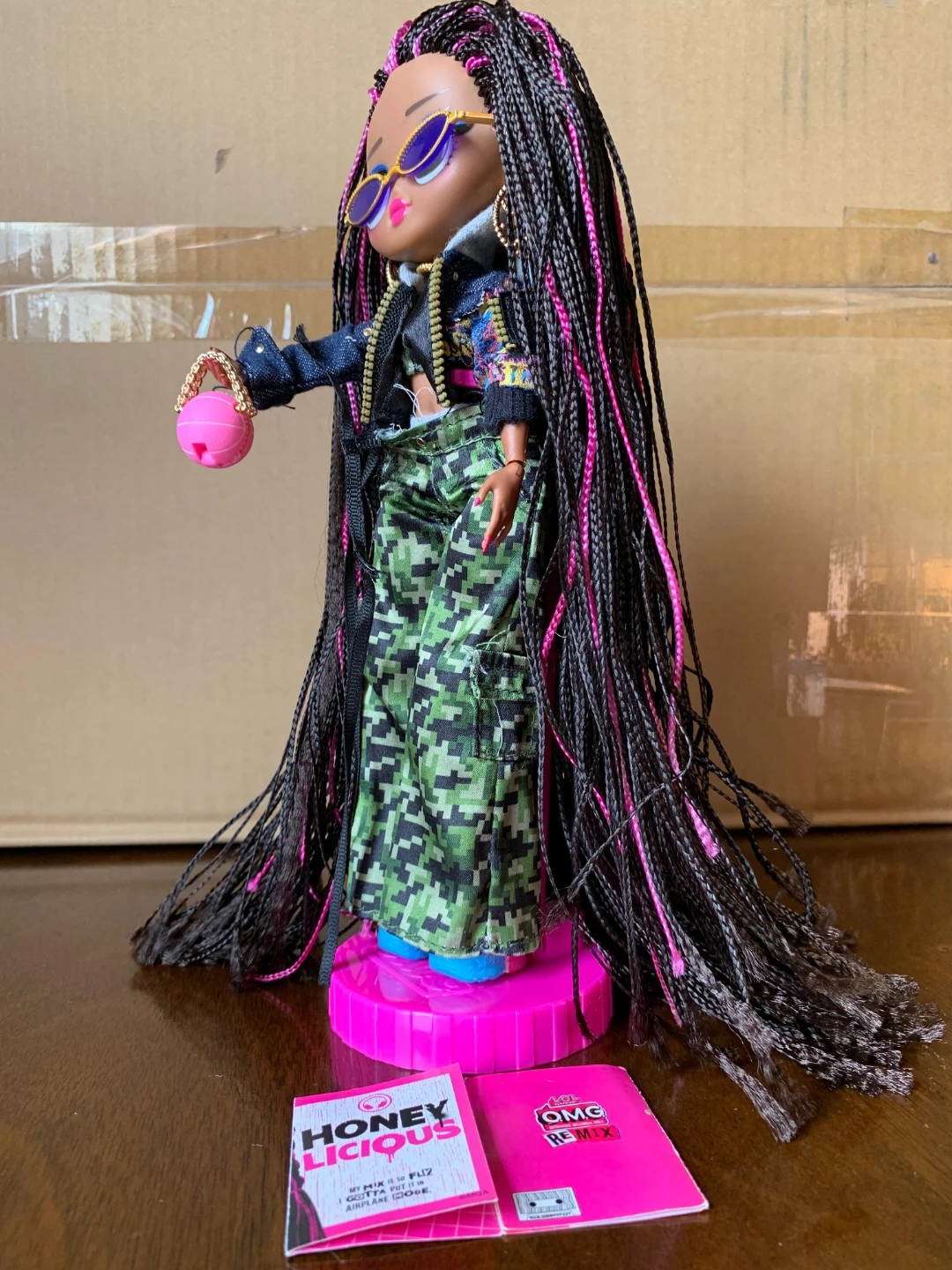 LOL Surprise OMG Remix Honeylicious Doll - photo 4