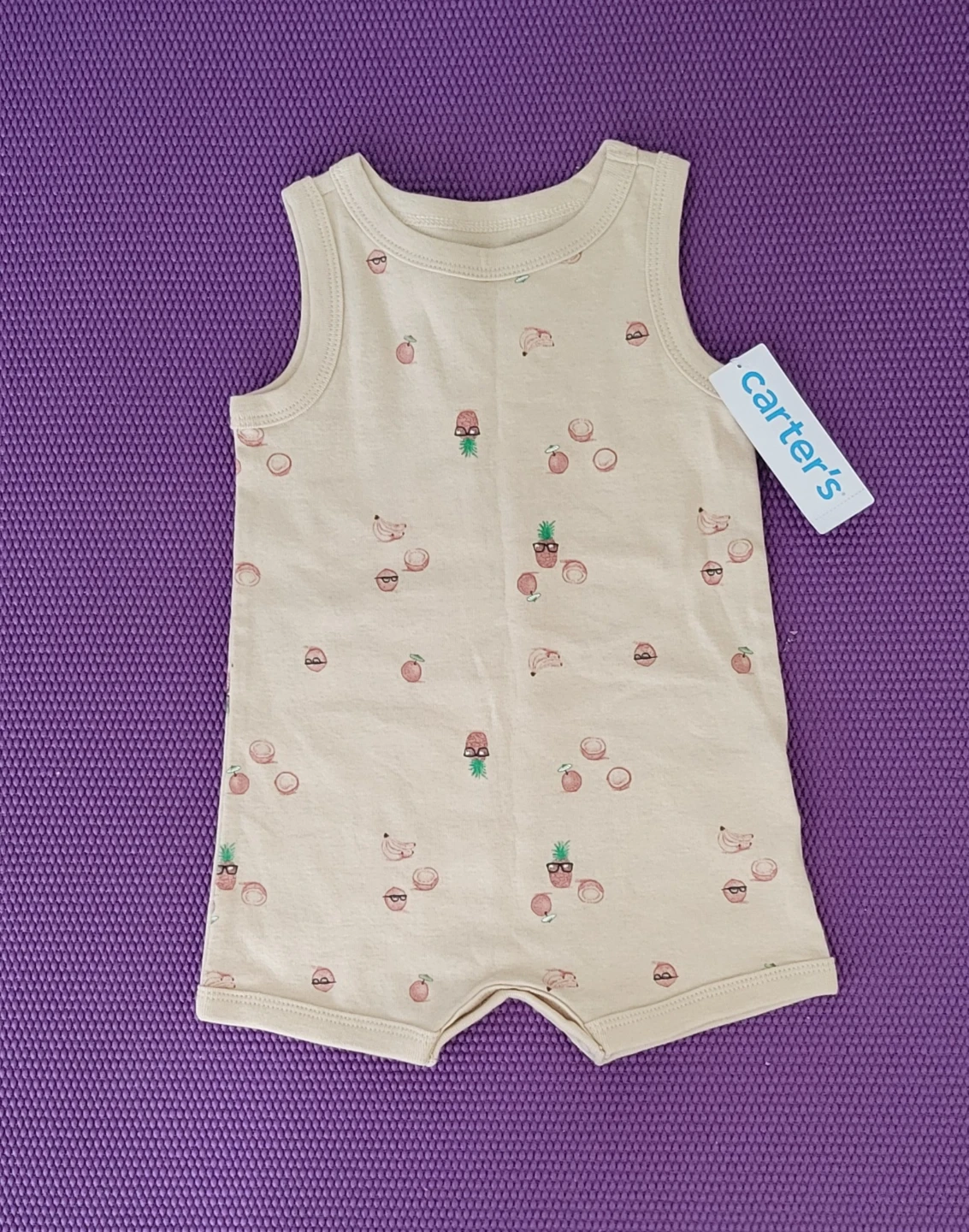 Baby bodysuit & onesie