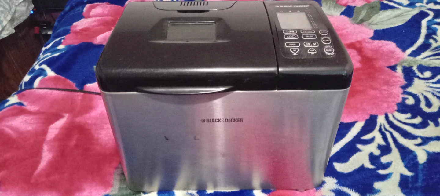 BLACK+DECKER Automatic Bread Maker - photo 3