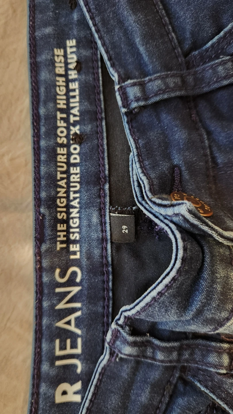 Signature High Rise Bootcut Jeans Size 29 - photo 3