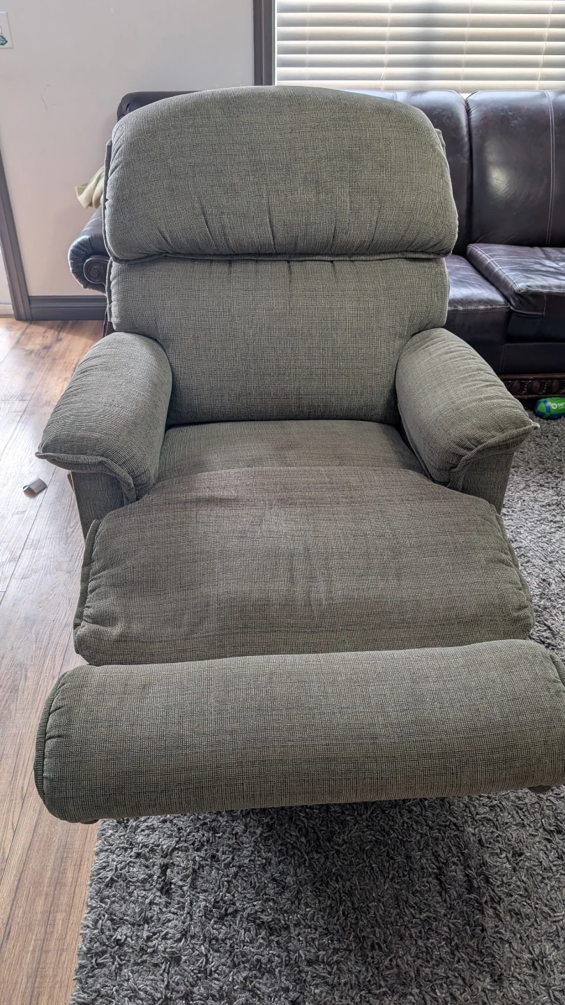 Rock/ Recliner Chair