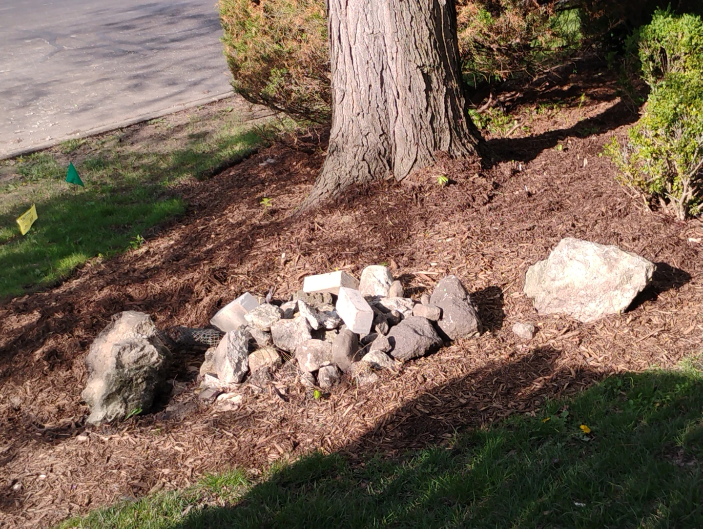 Free stone blocks and rocks - photo 2