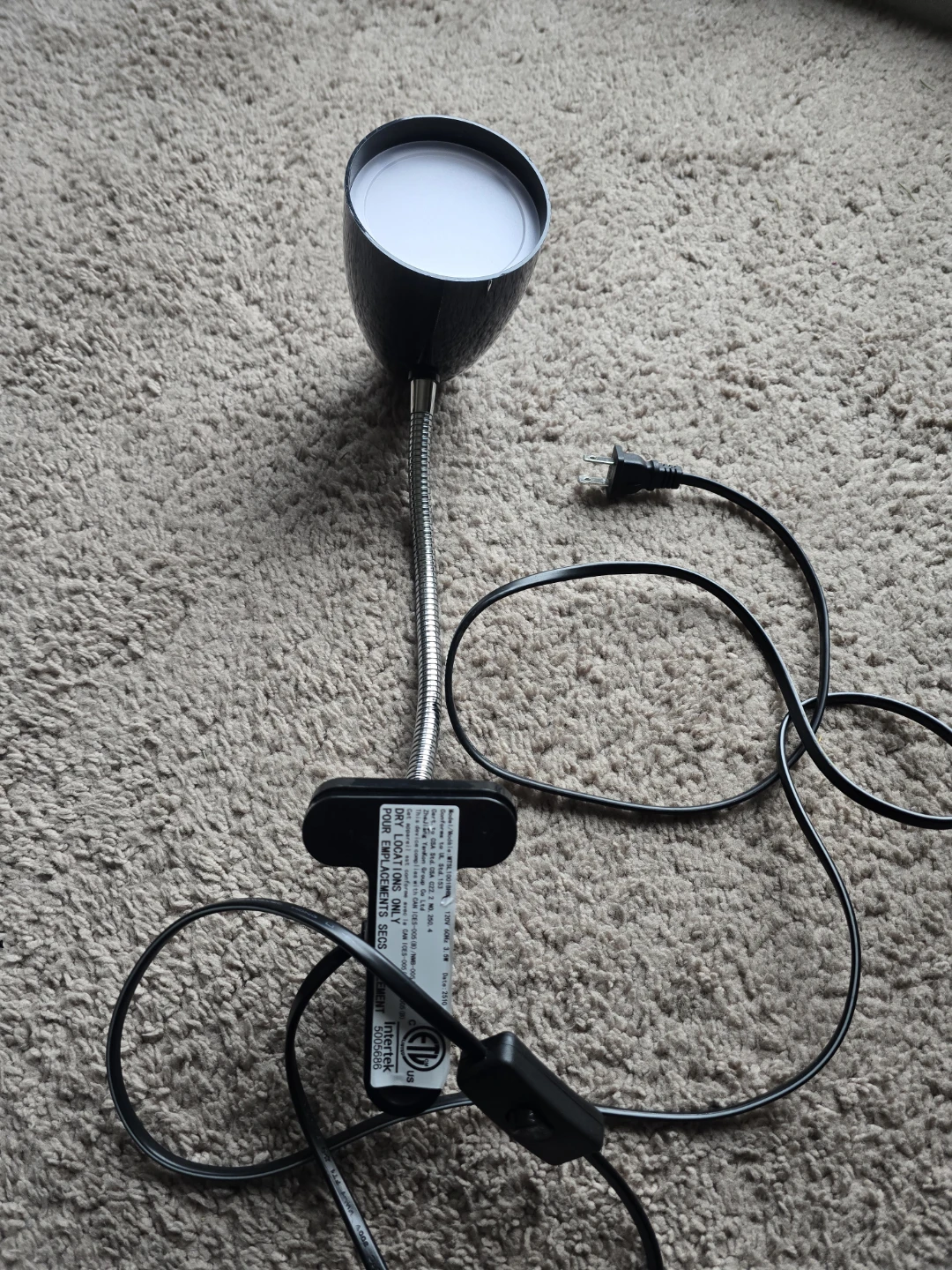 ENERGETIC LIGHTING Clip on Light for Bed - photo 5