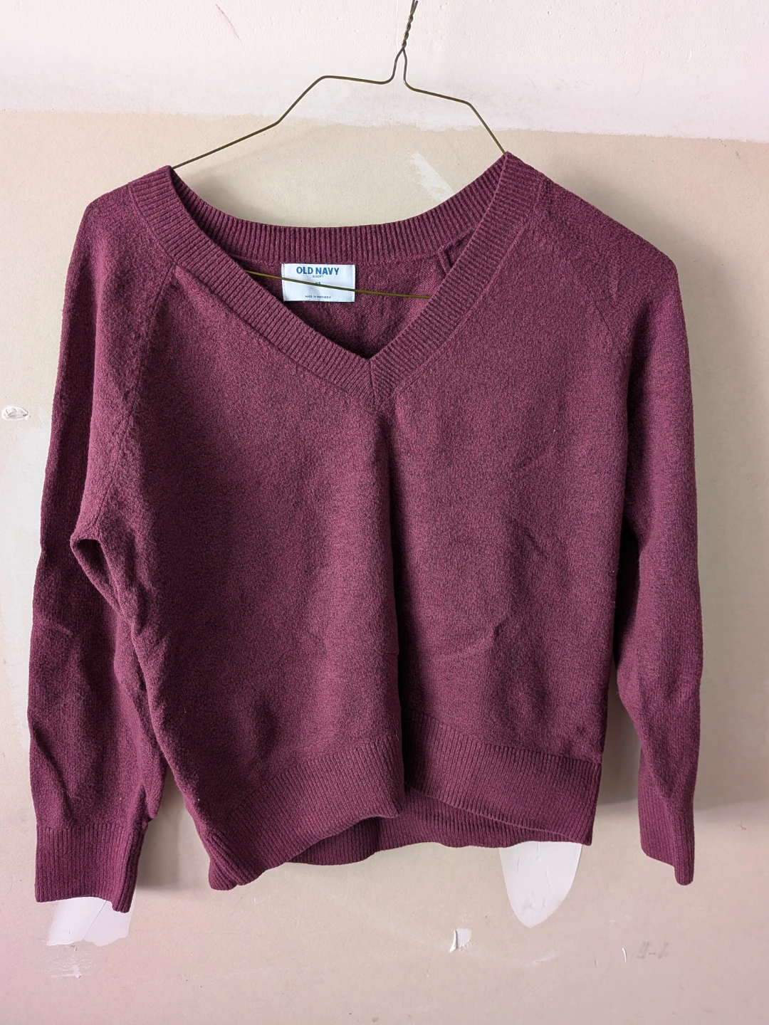Old Navy Burgundy V-Neck Sweater