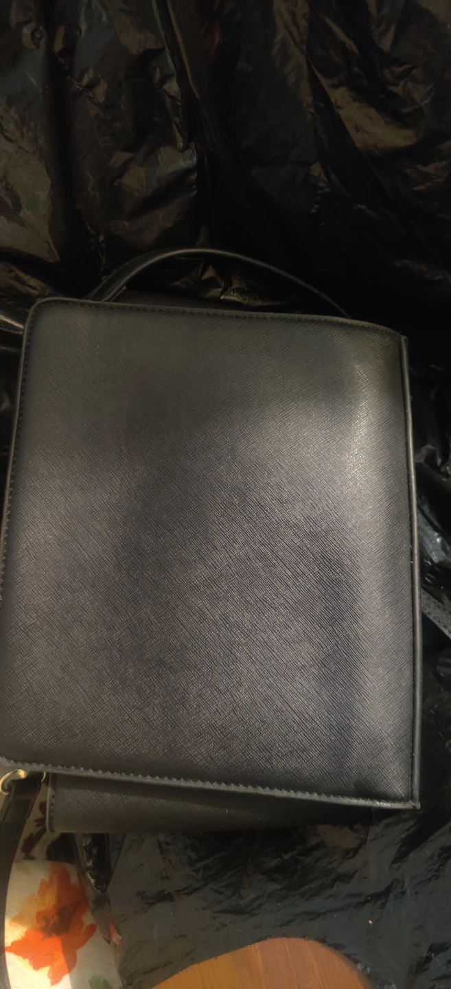 Michael Kors Black Leather Crossbody Bag - photo 2