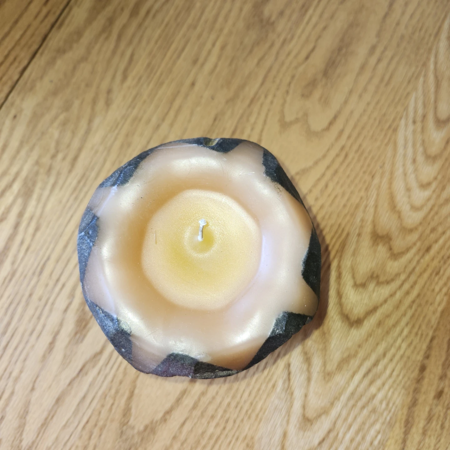 Vintage "Sandcast" Style Candle - photo 4