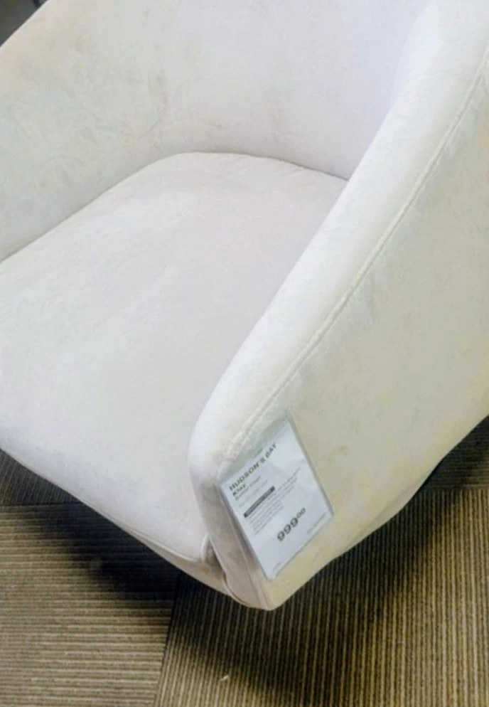 Hudson's Bay swivel armchair - photo 2