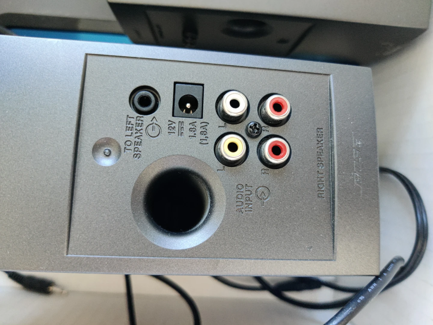 Bose companion 2 series ii multimedia speaker system - photo 3